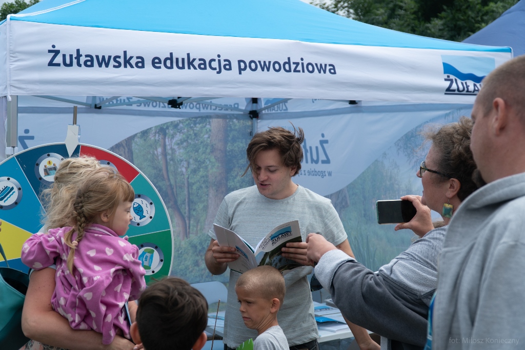 Na festynie w Świbnie